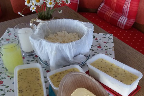 gundischer_huette_v3