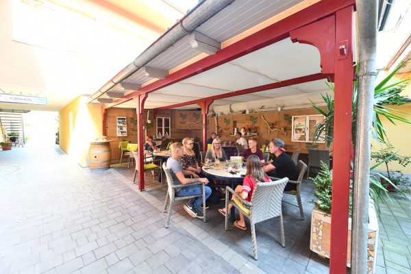 Cafe Bettina - S'Krügerl Cafe Bettina - S'Krügerl